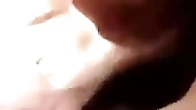 Узбечка с черными бровями классно сосет